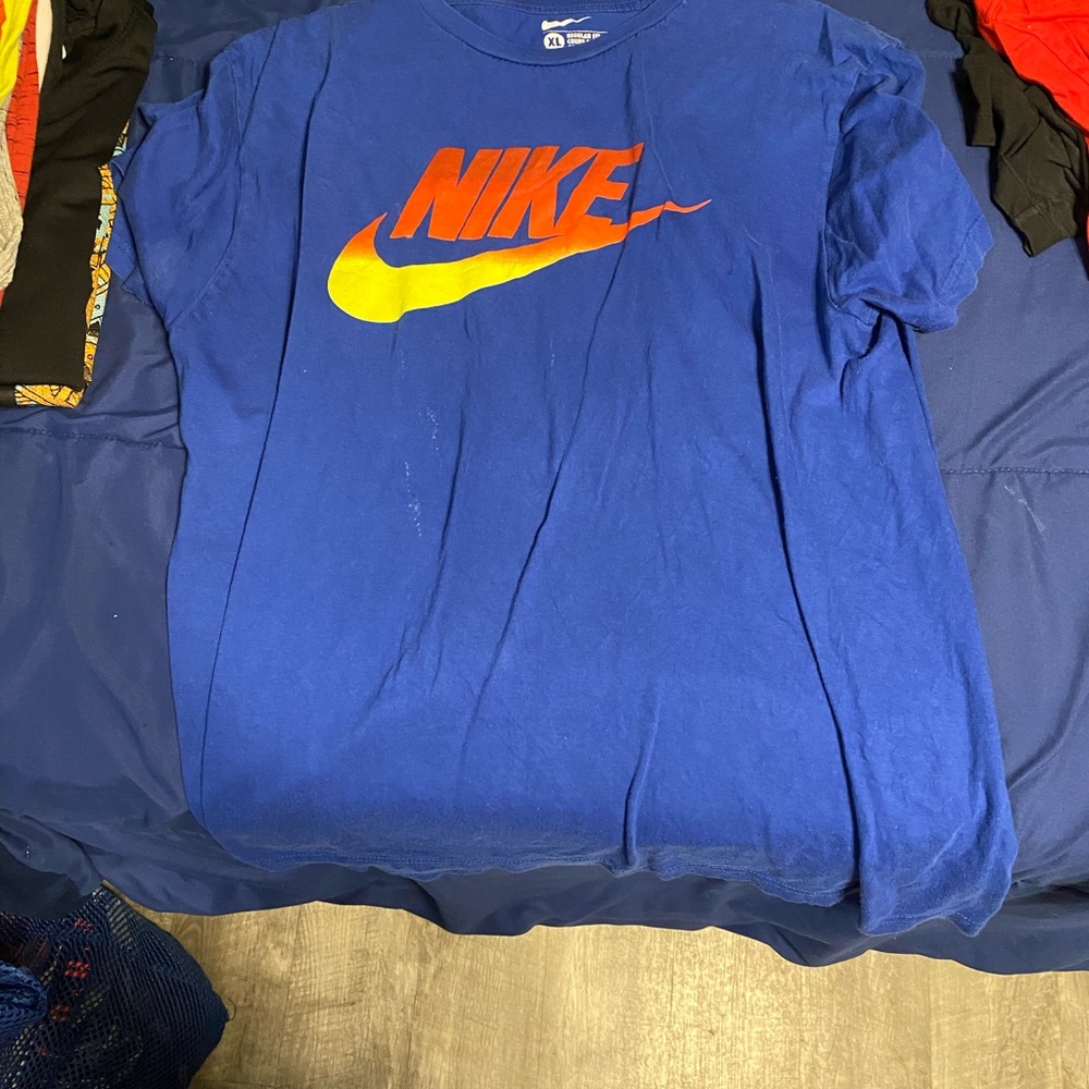 Nike t shirt